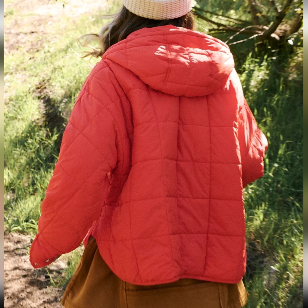 NWT Women's FREE PEOPLE Movement Puffer Jacket - Picture 3 of 6